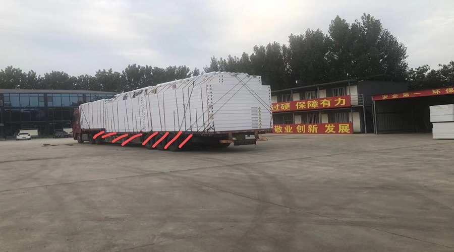 濰坊到臨滄集裝箱板整車(chē)運(yùn)輸