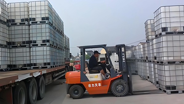 找大貨車?yán)涬娫?jpg